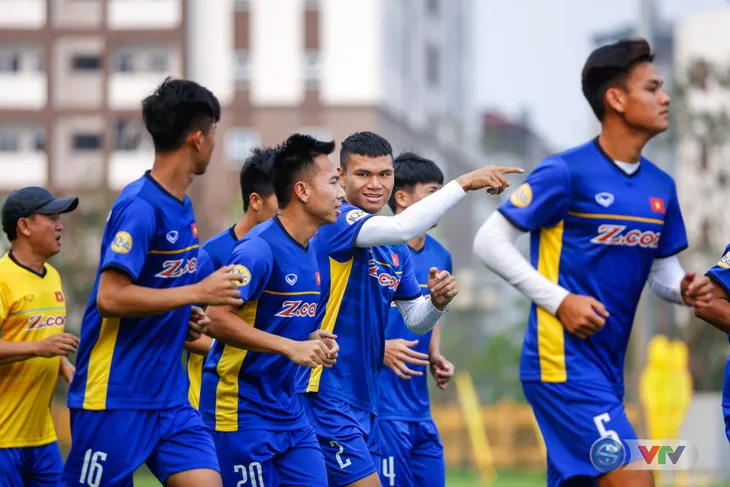 ẢNH: ĐTQG Việt Nam tập luyện trước trận gặp Jordan - Ảnh 9. ẢNH: ĐTQG Việt Nam tập luyện trước trận gặp Jordan - Ảnh 9.