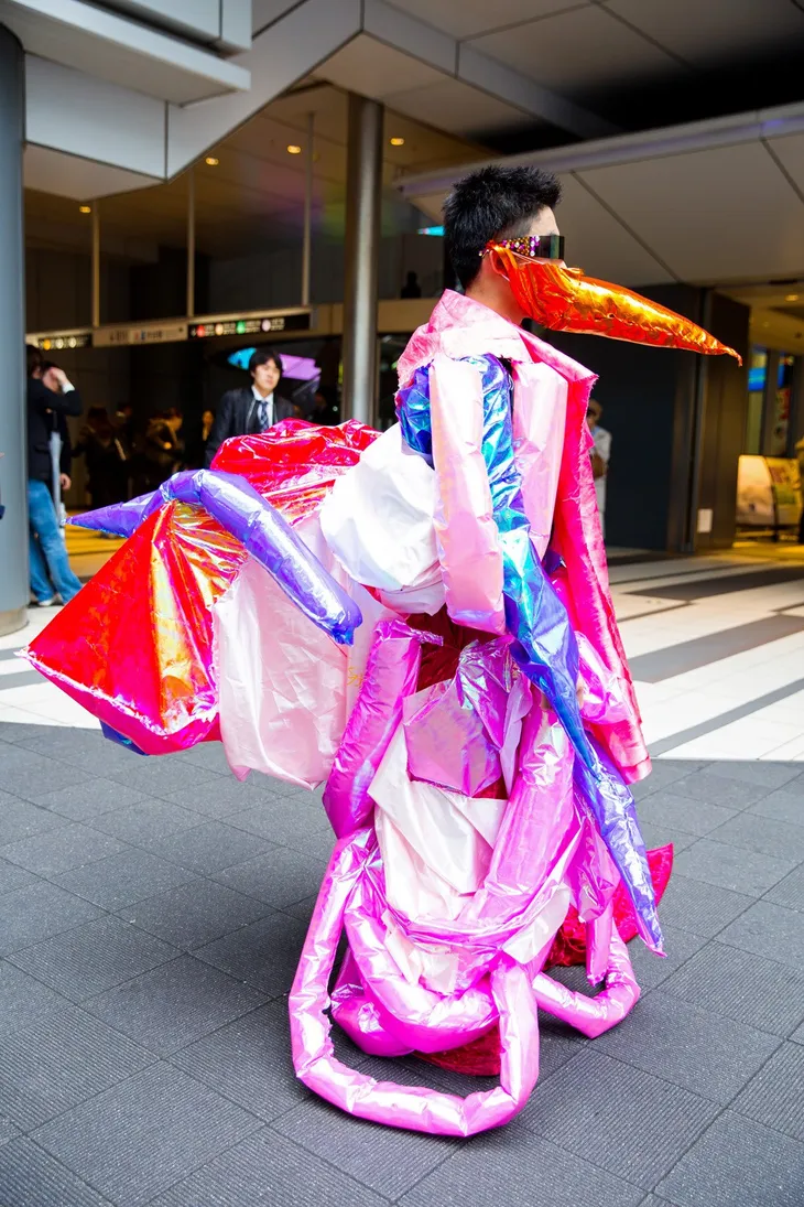 Tuần lễ thời trang Tokyo 2018: Vẫn bắt mắt và cực dị - Ảnh 1. Tuần lễ thời trang Tokyo 2018: Vẫn bắt mắt và cực dị - Ảnh 1.