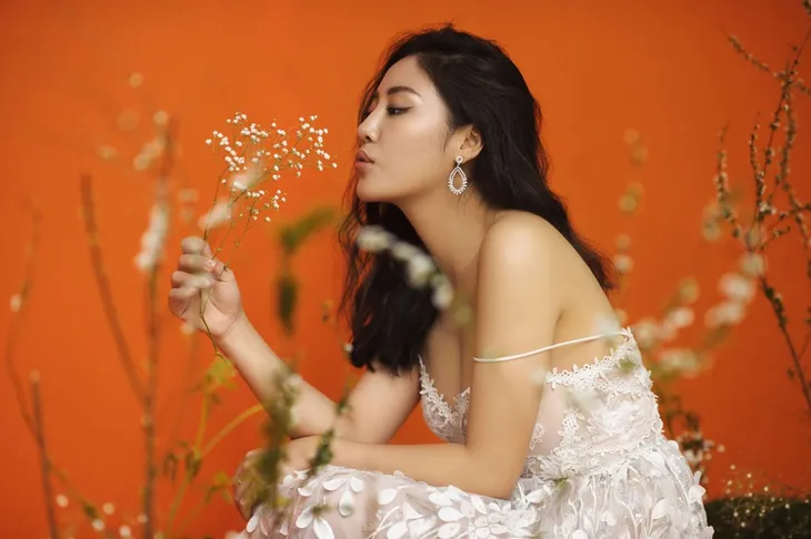Văn Mai Hương tung hit mới Ngày thứ tư của tháng ba - Ảnh 3. Văn Mai Hương tung hit mới Ngày thứ tư của tháng ba - Ảnh 3.