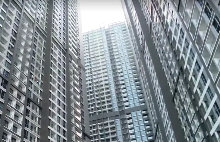 Nguy hiểm từ thói quen sinh hoạt tùy tiện ở chung cư cao cấp - Ảnh 1. Nguy hiểm từ thói quen sinh hoạt tùy tiện ở chung cư cao cấp - Ảnh 1.