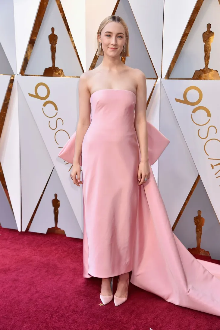 Thảm đỏ Oscar 2018: Từ sang chảnh đến bánh bèo đều có! - Ảnh 19. Thảm đỏ Oscar 2018: Từ sang chảnh đến bánh bèo đều có! - Ảnh 19.