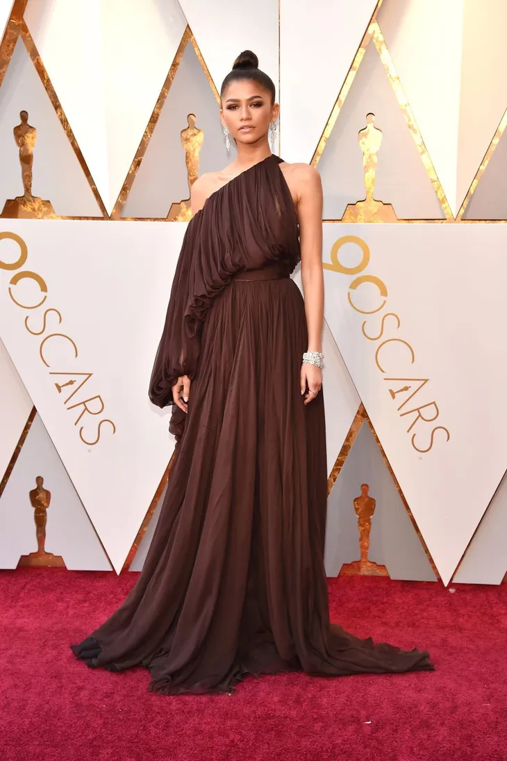 Thảm đỏ Oscar 2018: Từ sang chảnh đến bánh bèo đều có! - Ảnh 5. Thảm đỏ Oscar 2018: Từ sang chảnh đến bánh bèo đều có! - Ảnh 5.