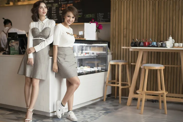 Sao phim Ngược chiều nước mắt xinh đẹp dạo phố cùng MC Thanh Vân Hugo - Ảnh 1. Sao phim Ngược chiều nước mắt xinh đẹp dạo phố cùng MC Thanh Vân Hugo - Ảnh 1.