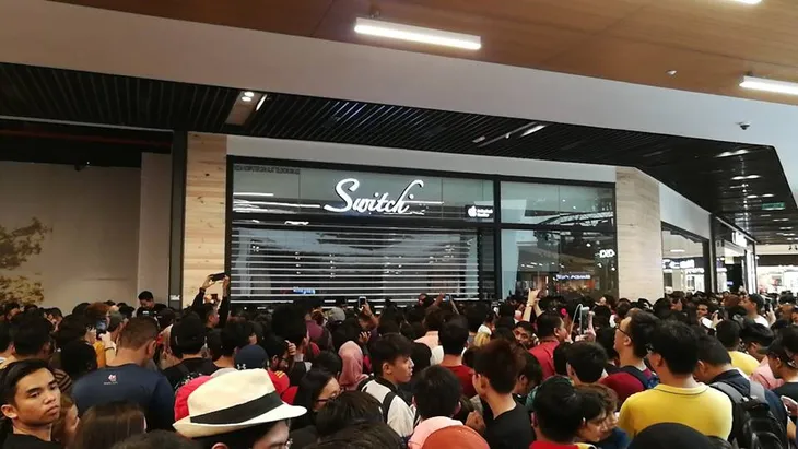 Thất thủ vì... bán iPhone với giá chỉ hơn 1 triệu đồng - Ảnh 1. Thất thủ vì... bán iPhone với giá chỉ hơn 1 triệu đồng - Ảnh 1.