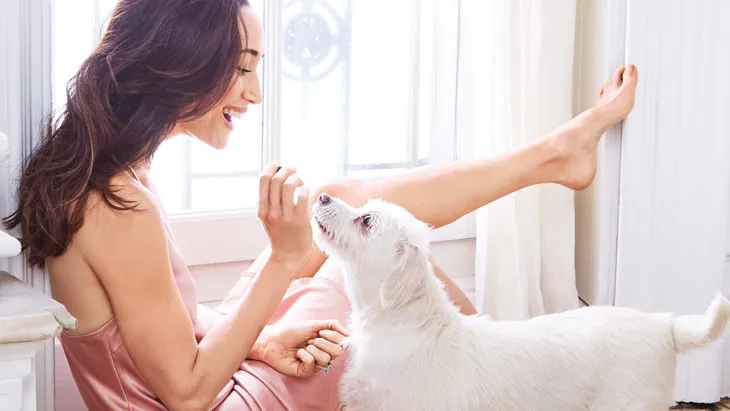 Maggie Q ngọt ngào chết người trên tạp chí Health - Ảnh 3. Maggie Q ngọt ngào chết người trên tạp chí Health - Ảnh 3.