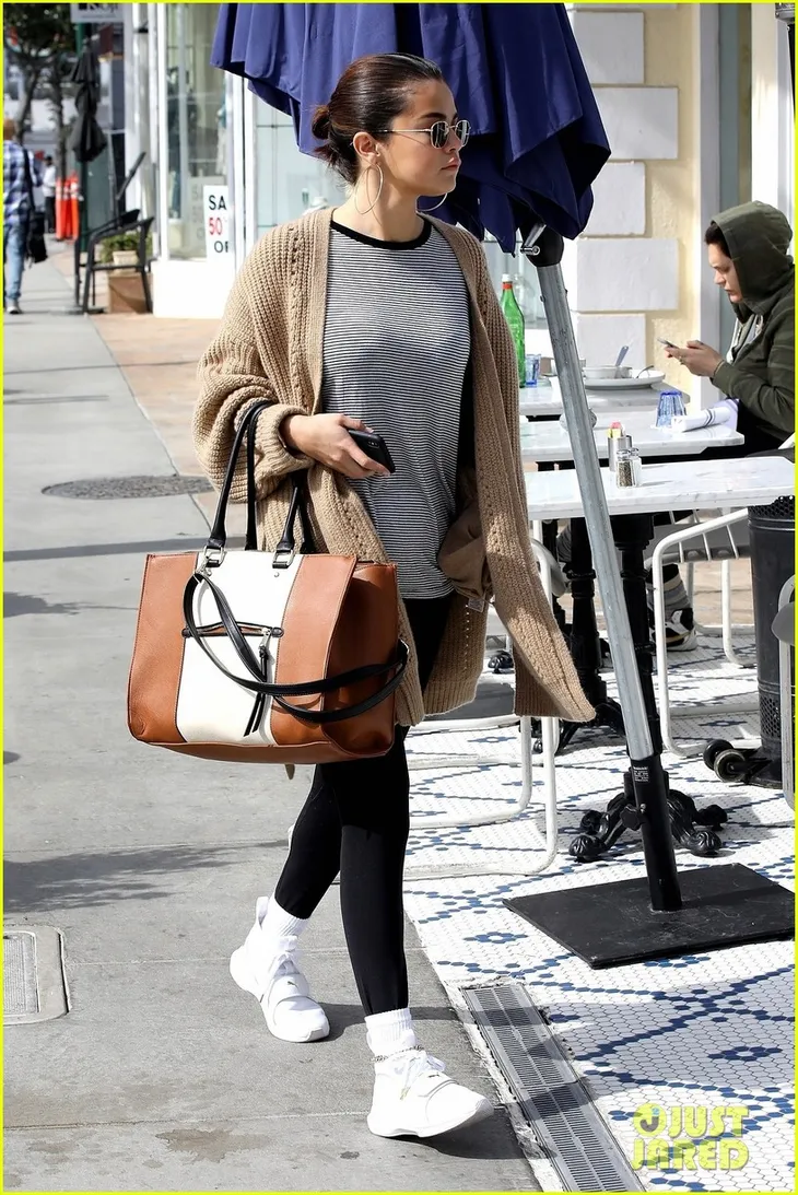 Selena Gomez – Justin Bieber: Bên nhau thì vẫn bên nhau nhưng đầy vấn đề - Ảnh 4. Selena Gomez – Justin Bieber: Bên nhau thì vẫn bên nhau nhưng đầy vấn đề - Ảnh 4.
