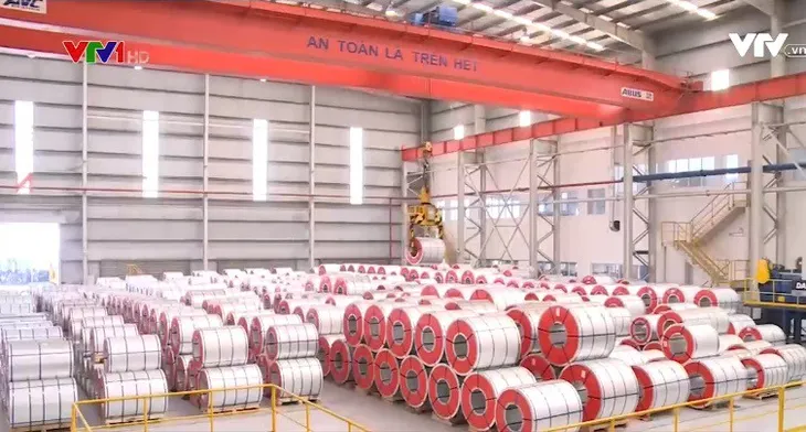 Mỹ áp mức thuế cao thép nhập khẩu: Bước cản tăng trưởng ngành thép Việt Nam năm 2018? - Ảnh 1. Mỹ áp mức thuế cao thép nhập khẩu: Bước cản tăng trưởng ngành thép Việt Nam năm 2018? - Ảnh 1.