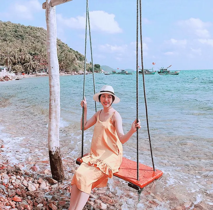 Nhan sắc đời thường đẹp tựa nàng thơ của Vân Tình khúc Bạch Dương - Ảnh 8. Nhan sắc đời thường đẹp tựa nàng thơ của Vân Tình khúc Bạch Dương - Ảnh 8.