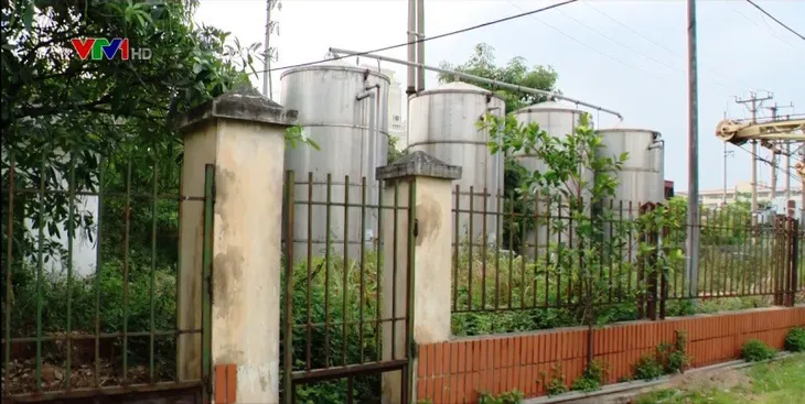 Bệnh viện đa khoa Hải Dương xả nước thải chưa qua xử lý ra môi trường - Ảnh 3. Bệnh viện đa khoa Hải Dương xả nước thải chưa qua xử lý ra môi trường - Ảnh 3.