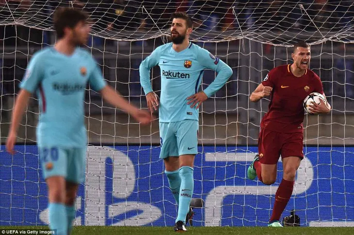 ẢNH: AS Roma ngược dòng không tưởng, loại Barcelona khỏi Champions League - Ảnh 3. ẢNH: AS Roma ngược dòng không tưởng, loại Barcelona khỏi Champions League - Ảnh 3.