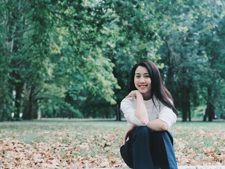 Nhan sắc đời thường đẹp tựa nàng thơ của Vân Tình khúc Bạch Dương - Ảnh 14. Nhan sắc đời thường đẹp tựa nàng thơ của Vân Tình khúc Bạch Dương - Ảnh 14.