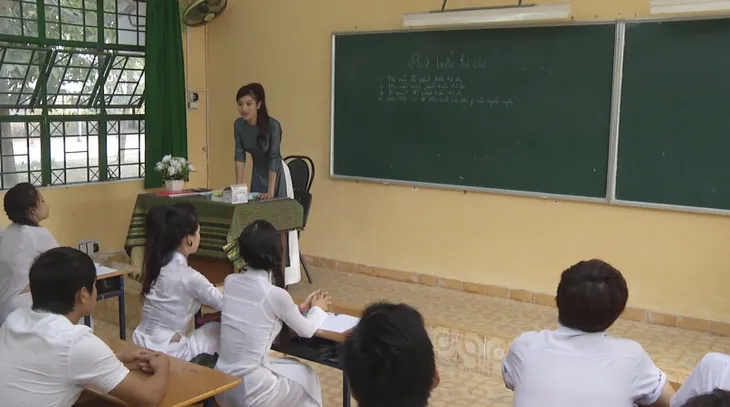 Đánh tráo số phận - Tập 27: Phong điều tra thân phận của Trâm Anh - Ảnh 4. Đánh tráo số phận - Tập 27: Phong điều tra thân phận của Trâm Anh - Ảnh 4.