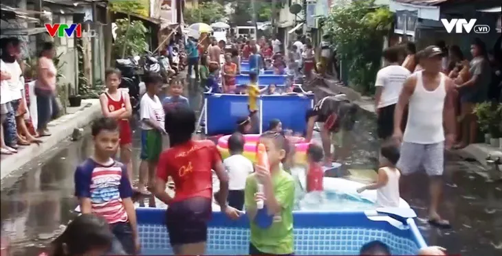 Bữa tiệc nước đường phố ở Philippines - Ảnh 2. Bữa tiệc nước đường phố ở Philippines - Ảnh 2.