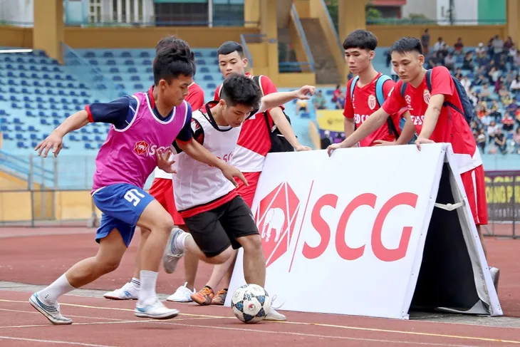 Giải Bóng đá Đường phố SCG được tổ chức ngay trước các trận đấu của CLB Hà Nội tại SVĐ Hàng Đẫy - Ảnh 5. Giải Bóng đá Đường phố SCG được tổ chức ngay trước các trận đấu của CLB Hà Nội tại SVĐ Hàng Đẫy - Ảnh 5.