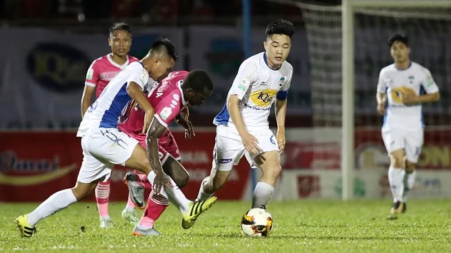 Vòng 5 Nuti Café V.League 2018: Phần thưởng nghiệt ngã - Ảnh 2. Vòng 5 Nuti Café V.League 2018: Phần thưởng nghiệt ngã - Ảnh 2.