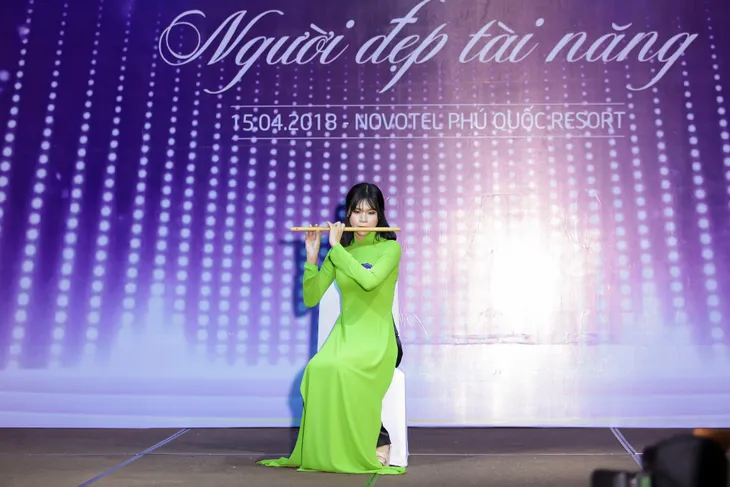 Top 40 Hoa hậu Biển Việt Nam toàn cầu 2018 nóng bỏng trong trang phục bikini, khoe tài năng đa dạng - Ảnh 7. Top 40 Hoa hậu Biển Việt Nam toàn cầu 2018 nóng bỏng trong trang phục bikini, khoe tài năng đa dạng - Ảnh 7.