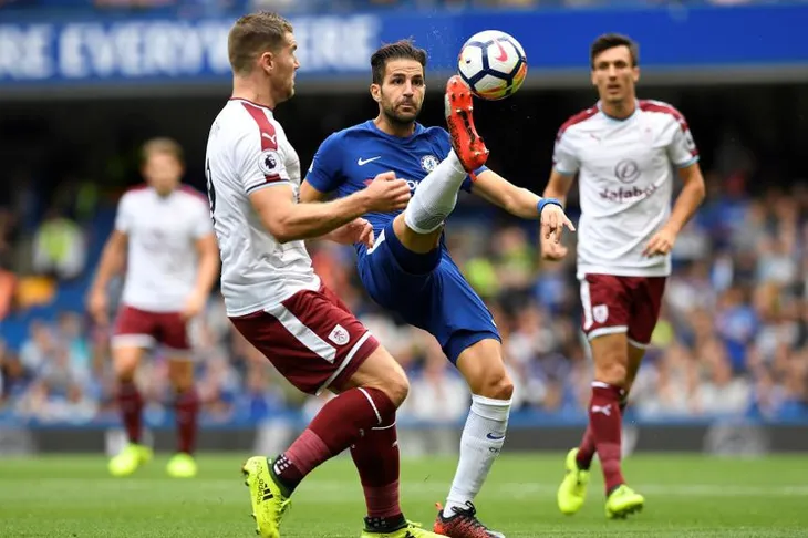 Lịch trực tiếp bóng đá Ngoại hạng Anh từ 18/4 - 20/4: Man Utd quyết giữ ngôi nhì bảng - Ảnh 2.