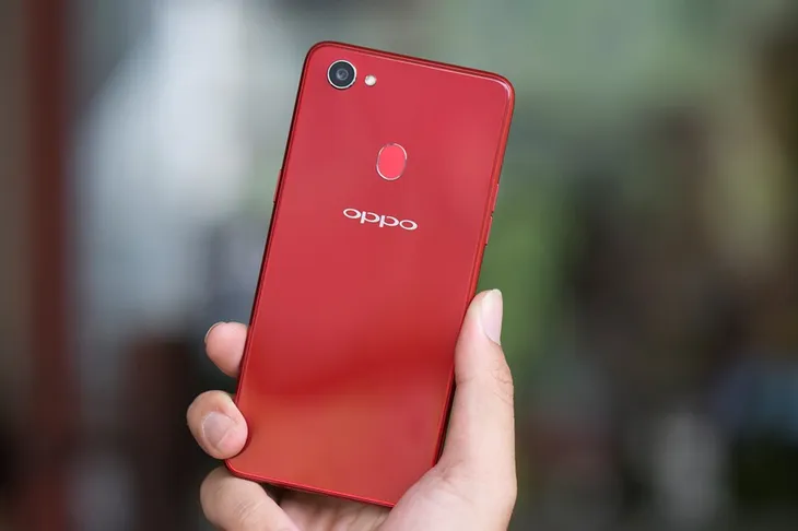Nóng smartphone phân khúc cận cao cấp tại Việt Nam - Ảnh 2. Nóng smartphone phân khúc cận cao cấp tại Việt Nam - Ảnh 2.