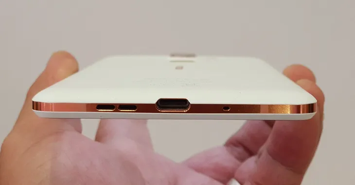 Trên tay Nokia 7 Plus: Smartphone tràn viền đầu tiên của Nokia - Ảnh 5. Trên tay Nokia 7 Plus: Smartphone tràn viền đầu tiên của Nokia - Ảnh 5.