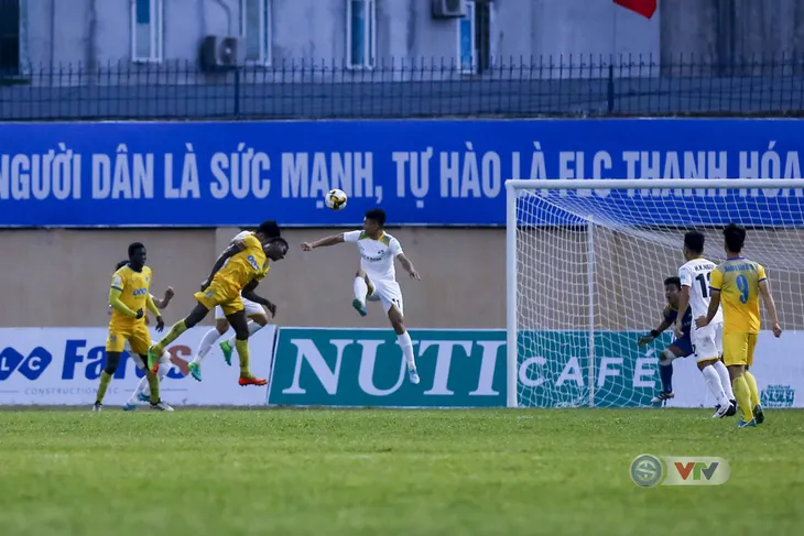 ẢNH: FLC Thanh Hóa giành trọn 3 điểm trước SLNA - Ảnh 14. ẢNH: FLC Thanh Hóa giành trọn 3 điểm trước SLNA - Ảnh 14.