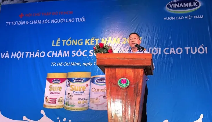 Vinamilk khởi động hành trình chăm sóc sức khỏe cho người cao tuổi năm 2018 - Ảnh 2. Vinamilk khởi động hành trình chăm sóc sức khỏe cho người cao tuổi năm 2018 - Ảnh 2.