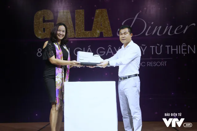 Hơn 250 triệu đồng gây quỹ từ thiện trước đêm Chung kết Hoa hậu Biển Việt Nam toàn cầu 2018 - Ảnh 7. Hơn 250 triệu đồng gây quỹ từ thiện trước đêm Chung kết Hoa hậu Biển Việt Nam toàn cầu 2018 - Ảnh 7.