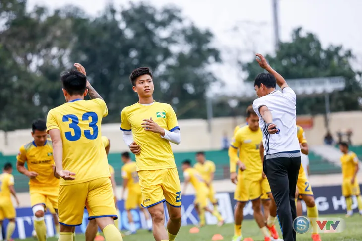 Bán kết cúp Quốc gia Sư tử trắng 2018, SLNA - FLC Thanh Hoá: 17h00 chiều nay trên sân Vinh - Ảnh 1. Bán kết cúp Quốc gia Sư tử trắng 2018, SLNA - FLC Thanh Hoá: 17h00 chiều nay trên sân Vinh - Ảnh 1.