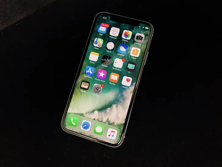 Đến 2020, tất cả các mẫu iPhone sẽ dùng màn hình OLED - Ảnh 1. Đến 2020, tất cả các mẫu iPhone sẽ dùng màn hình OLED - Ảnh 1.