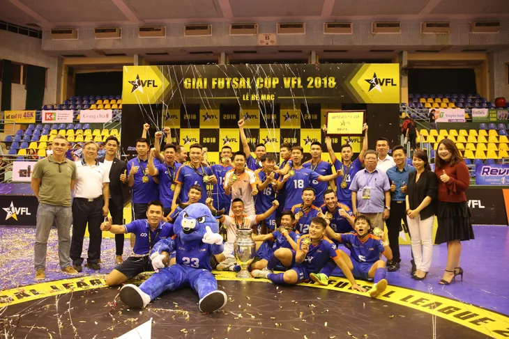 Hanoi Buffaloes vô địch Giải futsal VFL Cup 2018 - Ảnh 3. Hanoi Buffaloes vô địch Giải futsal VFL Cup 2018 - Ảnh 3.