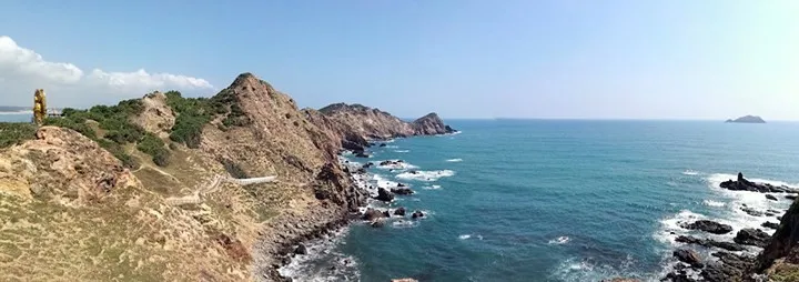 Eo Gió - nơi ngắm bình minh đẹp nhất Việt Nam - Ảnh 1. Eo Gió - nơi ngắm bình minh đẹp nhất Việt Nam - Ảnh 1.