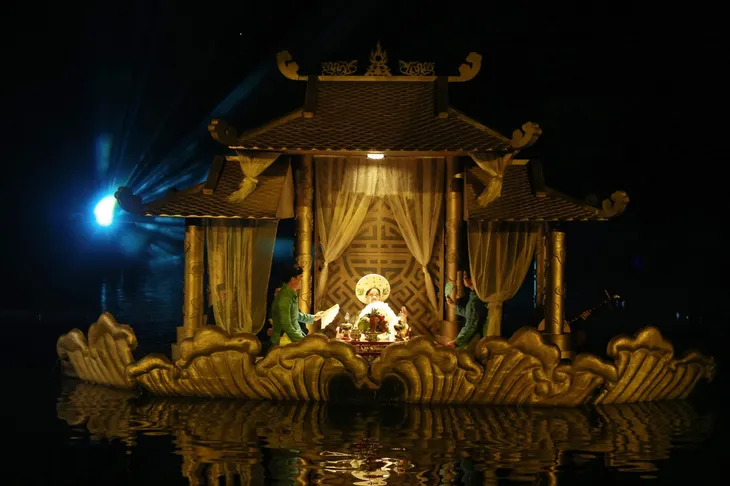 Sân khấu Tinh hoa Bắc bộ - The Quintessence of Tonkin: Gạn đục khơi trong để du khách hiểu và yêu văn hóa Việt - Ảnh 7. Sân khấu Tinh hoa Bắc bộ - The Quintessence of Tonkin: Gạn đục khơi trong để du khách hiểu và yêu văn hóa Việt - Ảnh 7.