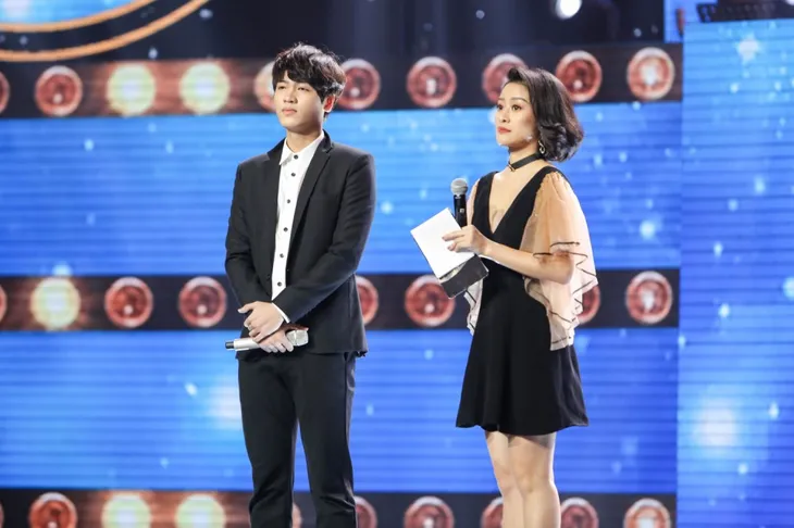 Sing My Song: Giáng Son triệt tận gốc khi bài hát của học trò có giai điệu như đạo nhạc - Ảnh 1. Sing My Song: Giáng Son triệt tận gốc khi bài hát của học trò có giai điệu như đạo nhạc - Ảnh 1.