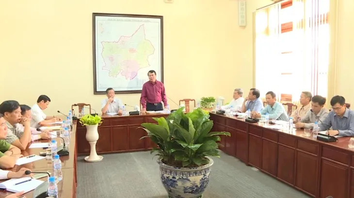 Bình Phước và Lâm Đồng thống nhất phương án xử lý khai thác cát trên sông Đồng Nai - Ảnh 1. Bình Phước và Lâm Đồng thống nhất phương án xử lý khai thác cát trên sông Đồng Nai - Ảnh 1.
