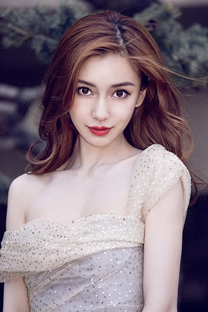 Ngạc nhiên chưa, đây là công việc Angelababy đã làm trước khi nổi tiếng - Ảnh 5. Ngạc nhiên chưa, đây là công việc Angelababy đã làm trước khi nổi tiếng - Ảnh 5.