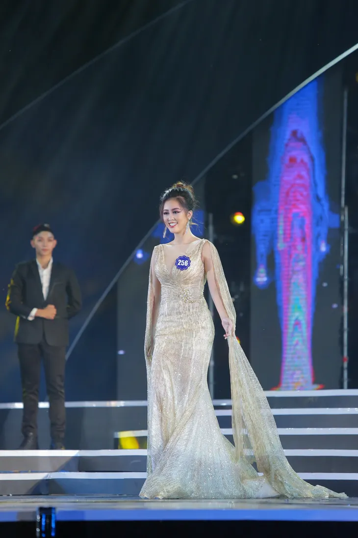 Chiêm ngưỡng nhan sắc 40 thí sinh vào chung kết Hoa hậu Biển Việt Nam toàn cầu 2018 - Ảnh 10. Chiêm ngưỡng nhan sắc 40 thí sinh vào chung kết Hoa hậu Biển Việt Nam toàn cầu 2018 - Ảnh 10.