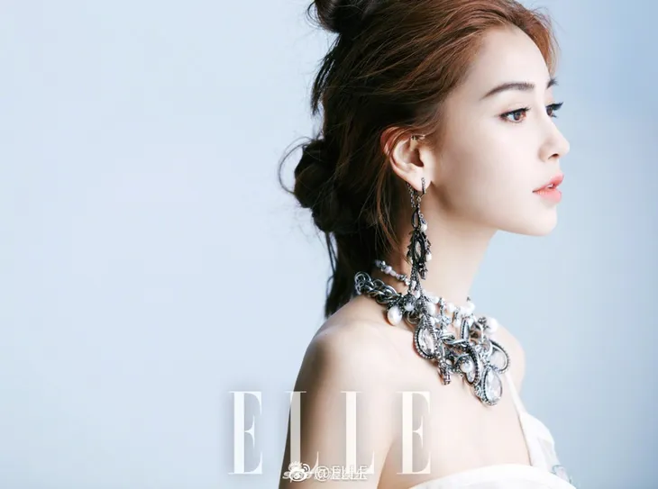 Angelababy đẹp không tì vết trên ELLE - Ảnh 6. Angelababy đẹp không tì vết trên ELLE - Ảnh 6.