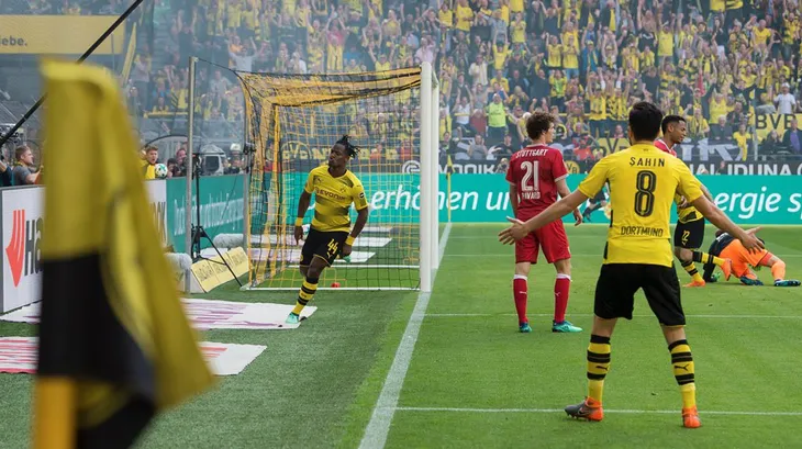 Vực dậy sau thảm bại với Bayern, Dortmund quyết đấu ngôi nhì Bundesliga - Ảnh 2. Vực dậy sau thảm bại với Bayern, Dortmund quyết đấu ngôi nhì Bundesliga - Ảnh 2.