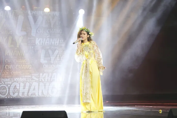 Sing My Song: Lê Minh Sơn nghiêng mình trước ca khúc Chờ chàng của Khánh Ly - Ảnh 1. Sing My Song: Lê Minh Sơn nghiêng mình trước ca khúc Chờ chàng của Khánh Ly - Ảnh 1.