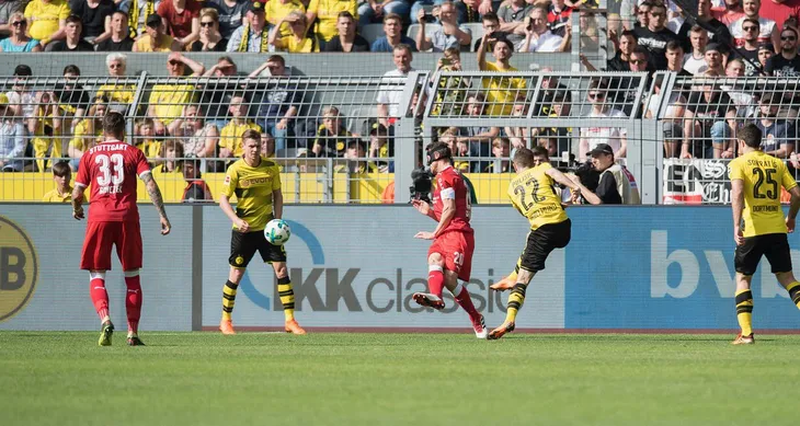 Vực dậy sau thảm bại với Bayern, Dortmund quyết đấu ngôi nhì Bundesliga - Ảnh 1. Vực dậy sau thảm bại với Bayern, Dortmund quyết đấu ngôi nhì Bundesliga - Ảnh 1.