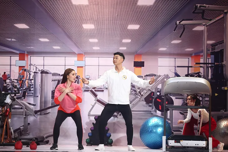 Kỳ Duyên tập thể dục đầy khiêu khích giành trai đẹp của Lan Ngọc - Ảnh 3. Kỳ Duyên tập thể dục đầy khiêu khích giành trai đẹp của Lan Ngọc - Ảnh 3.