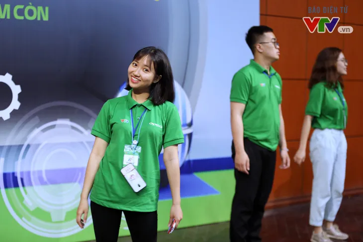 Những bóng hồng tại Robocon Việt Nam 2018 - Ảnh 3. Những bóng hồng tại Robocon Việt Nam 2018 - Ảnh 3.