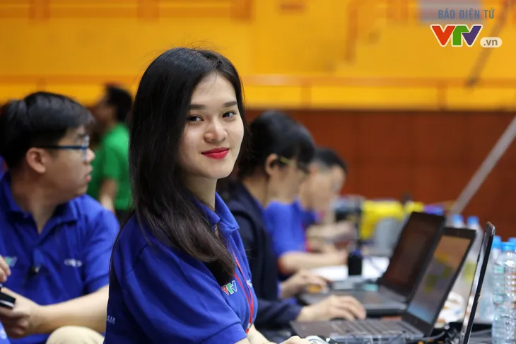 Những bóng hồng tại Robocon Việt Nam 2018 - Ảnh 16. Những bóng hồng tại Robocon Việt Nam 2018 - Ảnh 16.
