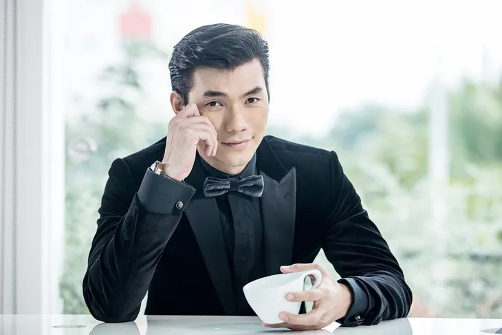 Nhan Phúc Vinh khoe mua nhà, tậu xe nhờ đi diễn - Ảnh 1. Nhan Phúc Vinh khoe mua nhà, tậu xe nhờ đi diễn - Ảnh 1.