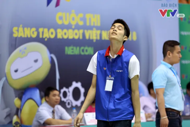 VCK Robocon Việt Nam 2018: Gặp sự cố đáng tiếc, đại diện của Hà Tĩnh rời cuộc chơi - Ảnh 15. VCK Robocon Việt Nam 2018: Gặp sự cố đáng tiếc, đại diện của Hà Tĩnh rời cuộc chơi - Ảnh 15.