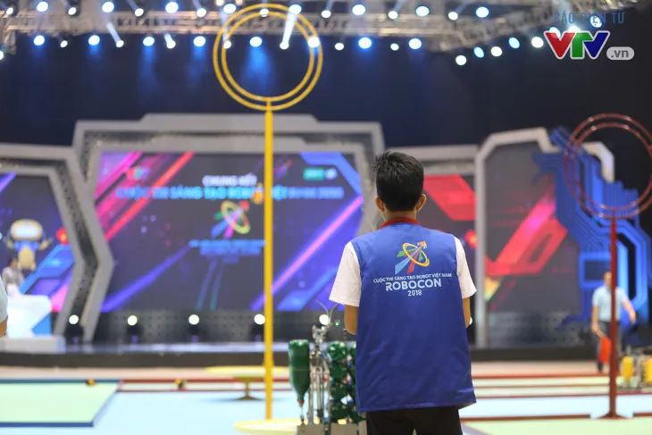 VCK Robocon Việt Nam 2018: Gặp sự cố đáng tiếc, đại diện của Hà Tĩnh rời cuộc chơi - Ảnh 35. VCK Robocon Việt Nam 2018: Gặp sự cố đáng tiếc, đại diện của Hà Tĩnh rời cuộc chơi - Ảnh 35.