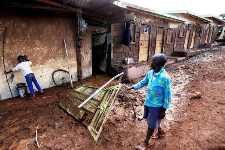 Điều tra vụ vỡ đập gây thương vong lớn ở Kenya - Ảnh 1. Điều tra vụ vỡ đập gây thương vong lớn ở Kenya - Ảnh 1.