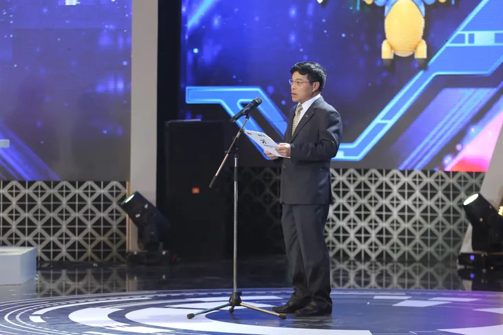 Đây chính là những người “cầm cân nảy mực” tại VCK Robocon Việt Nam 2018 - Ảnh 7. Đây chính là những người “cầm cân nảy mực” tại VCK Robocon Việt Nam 2018 - Ảnh 7.
