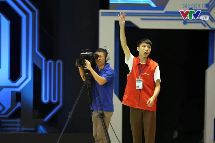 VCK Robocon Việt Nam 2018: Đại diện duy nhất của ĐH Công nghiệp Hà Nội lọt vào vòng 1/8 - Ảnh 19. VCK Robocon Việt Nam 2018: Đại diện duy nhất của ĐH Công nghiệp Hà Nội lọt vào vòng 1/8 - Ảnh 19.