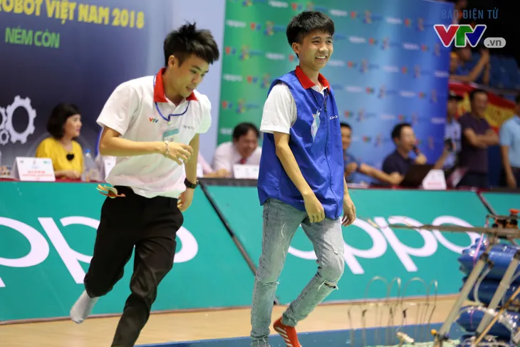 VCK Robocon Việt Nam 2018: Đại diện duy nhất của ĐH Công nghiệp Hà Nội lọt vào vòng 1/8 - Ảnh 30. VCK Robocon Việt Nam 2018: Đại diện duy nhất của ĐH Công nghiệp Hà Nội lọt vào vòng 1/8 - Ảnh 30.