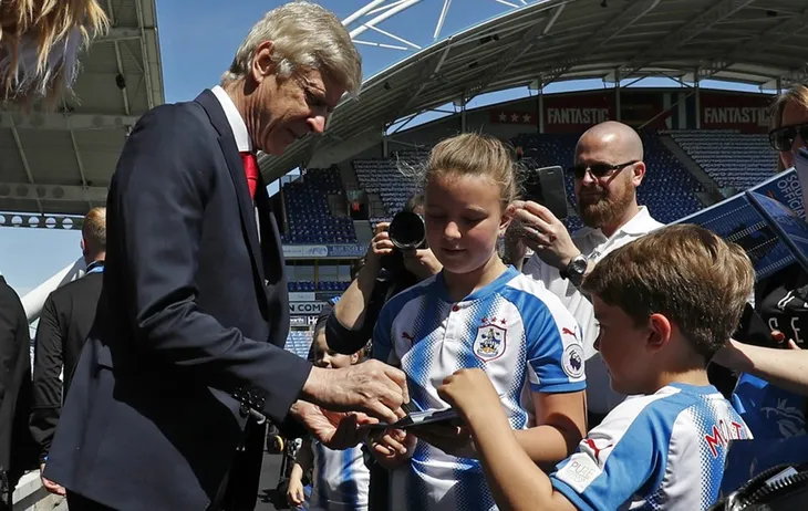 Chùm ảnh: Trận thắng cuối cùng của HLV Wenger với Arsenal - Ảnh 2. Chùm ảnh: Trận thắng cuối cùng của HLV Wenger với Arsenal - Ảnh 2.